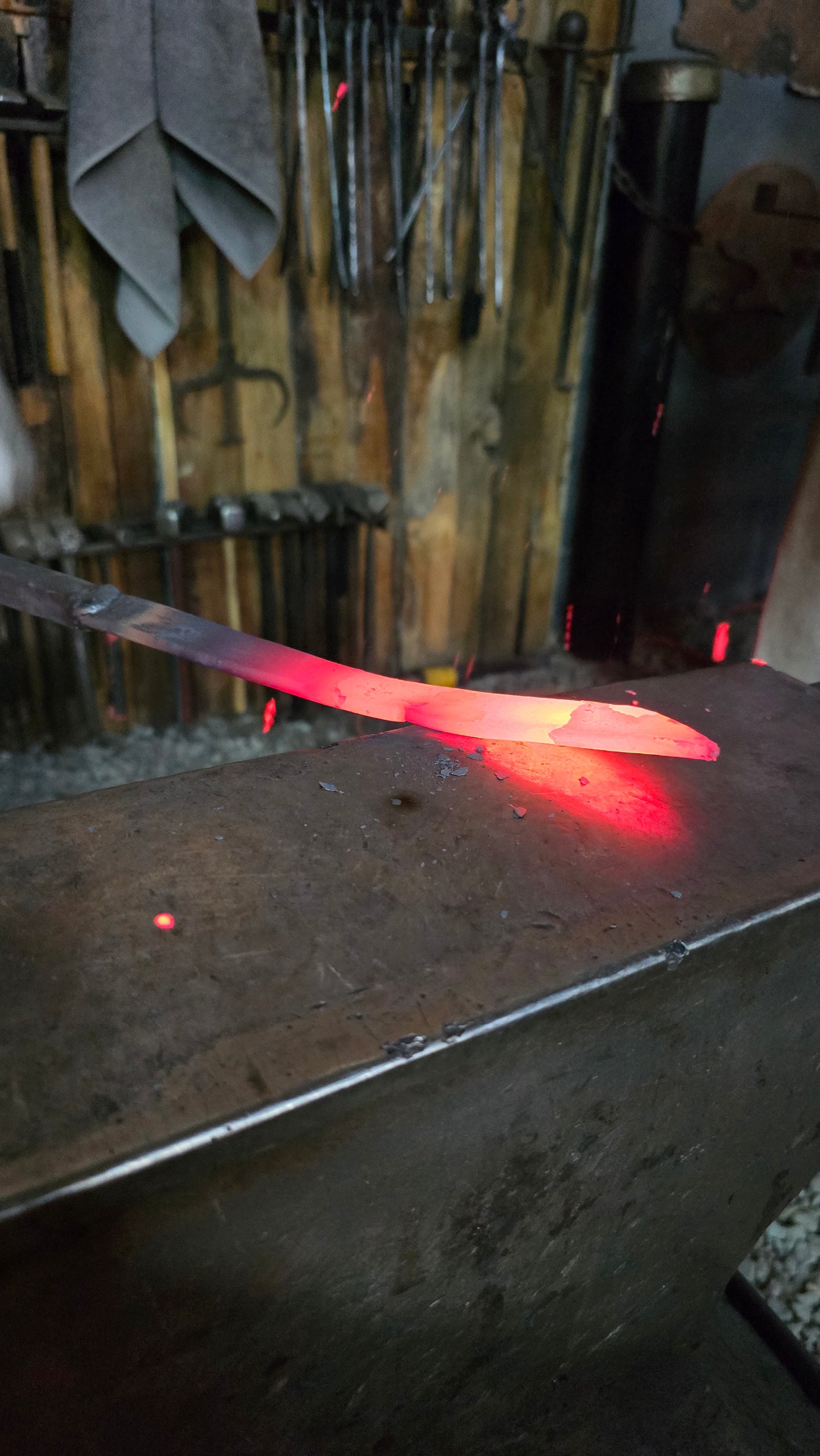 The Basics – Forging a Blade (FREE Online Course)